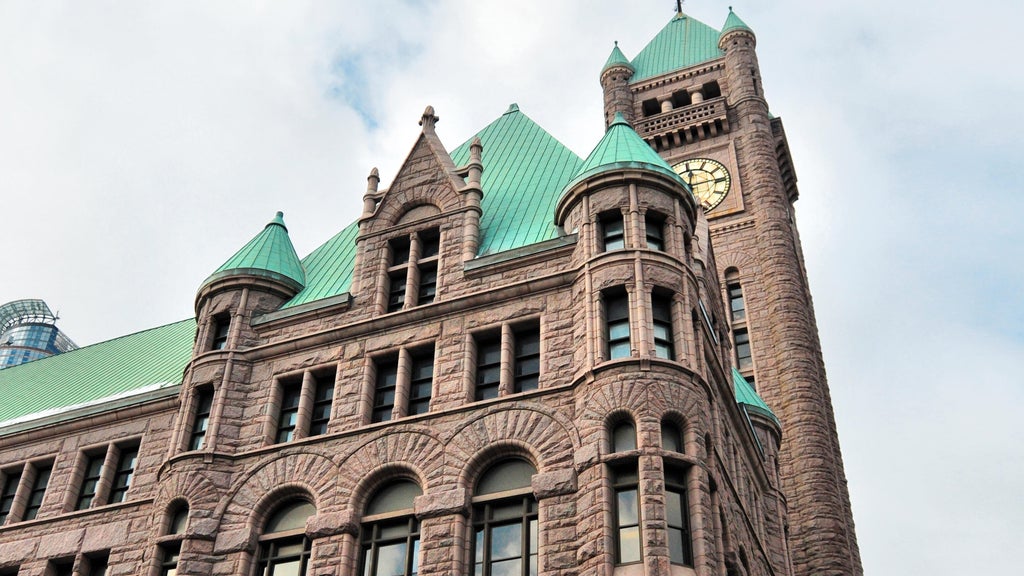 Minneapolis council votes 9-4 to eliminate safety office; Mayor Frey meeting with council members — Minneapolis Government news